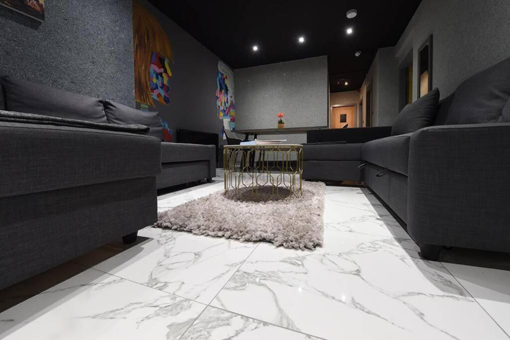 Back Turner Townhouse Apartment Манчестър Екстериор снимка